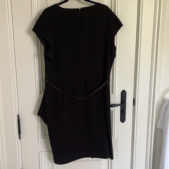 Teri john black dress with beaded belt detail size 18 - Picture 4 of 5